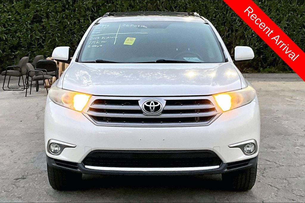 Used 2013 Toyota Highlander Plus image 2