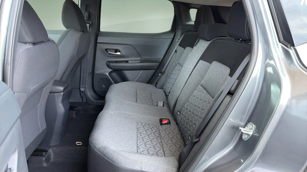 New 2026 Nissan Kicks SV AWD/4WD image 19