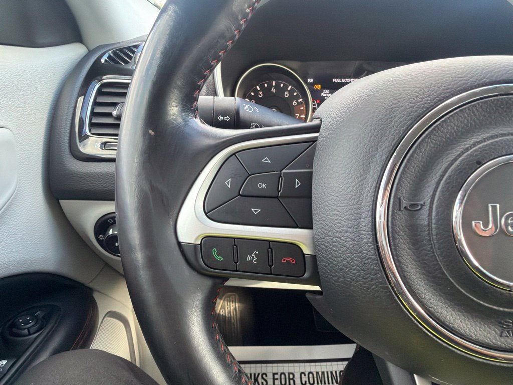 Used 2019 Jeep Compass Limited w/ Safety & Security Group AWD/4WD image 29