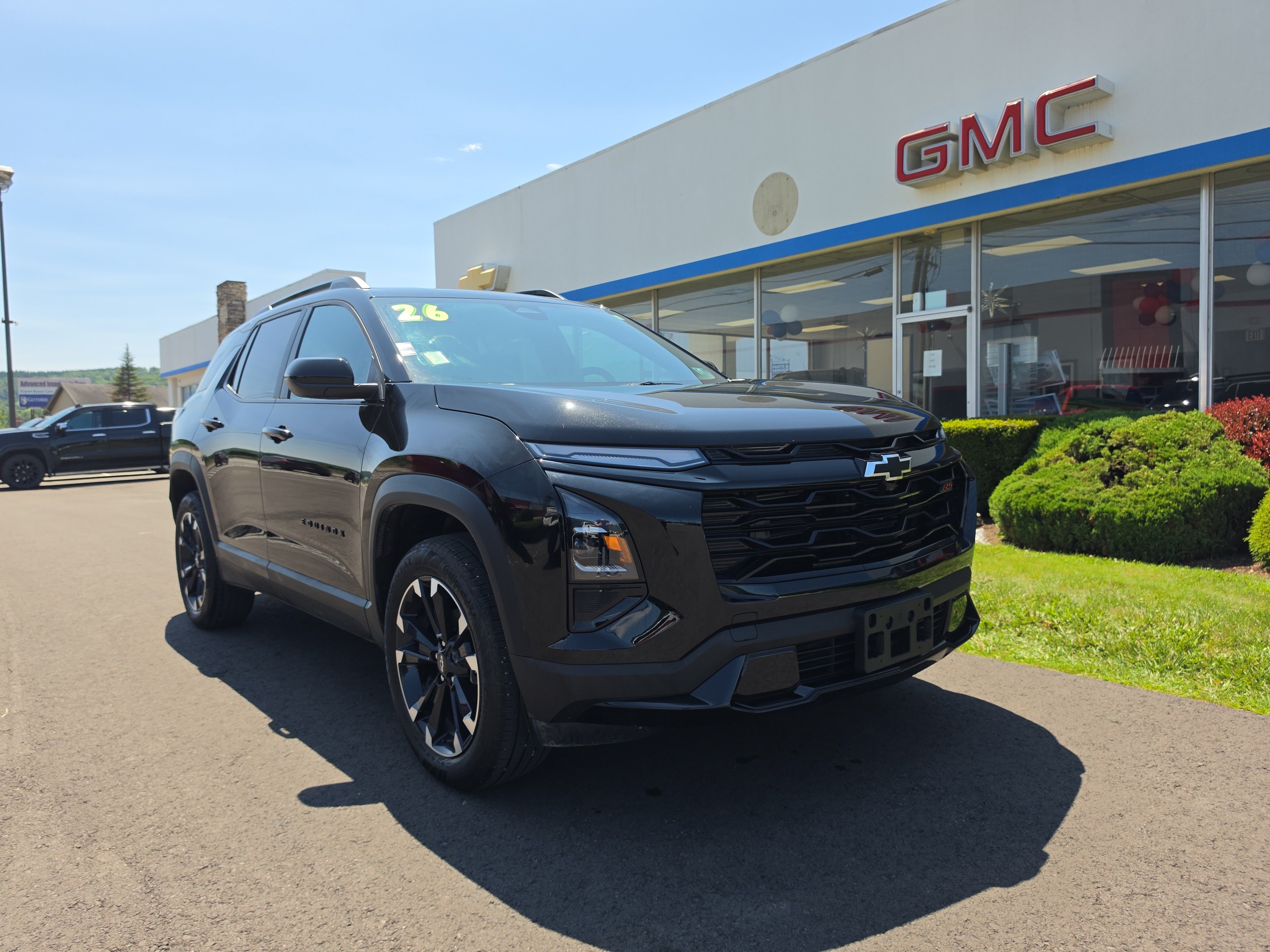 Used 2026 Chevrolet Equinox RS AWD/4WD image 1
