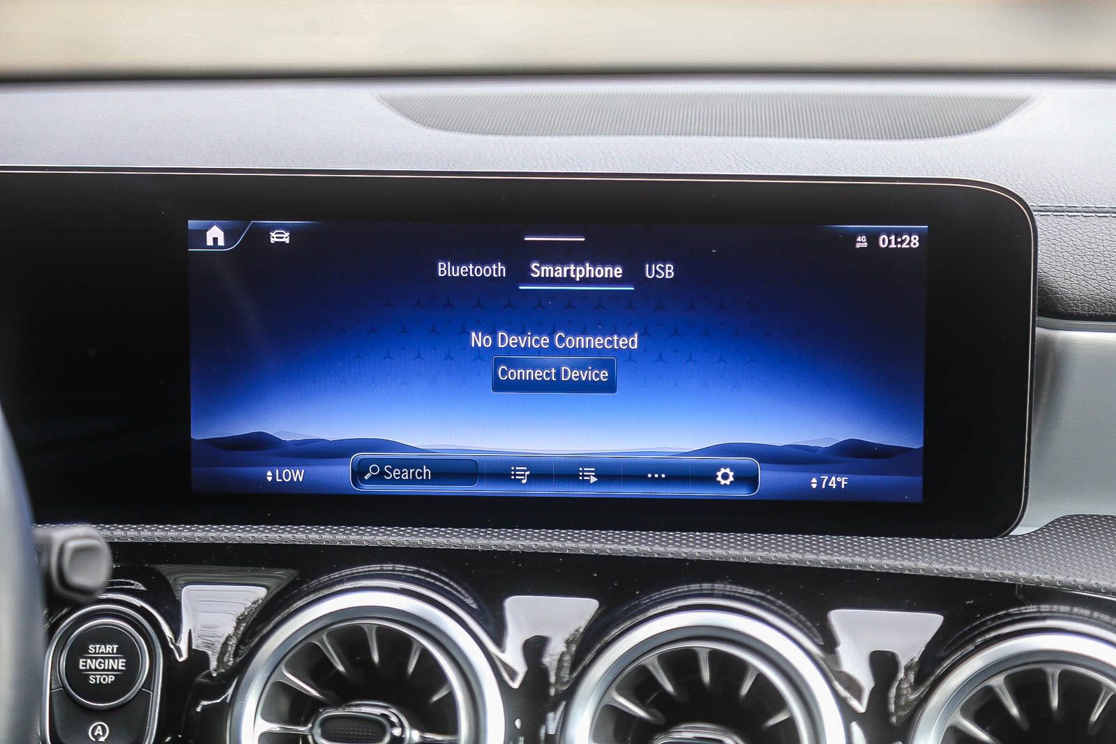 Used 2025 Mercedes-Benz CLA 250 image 13