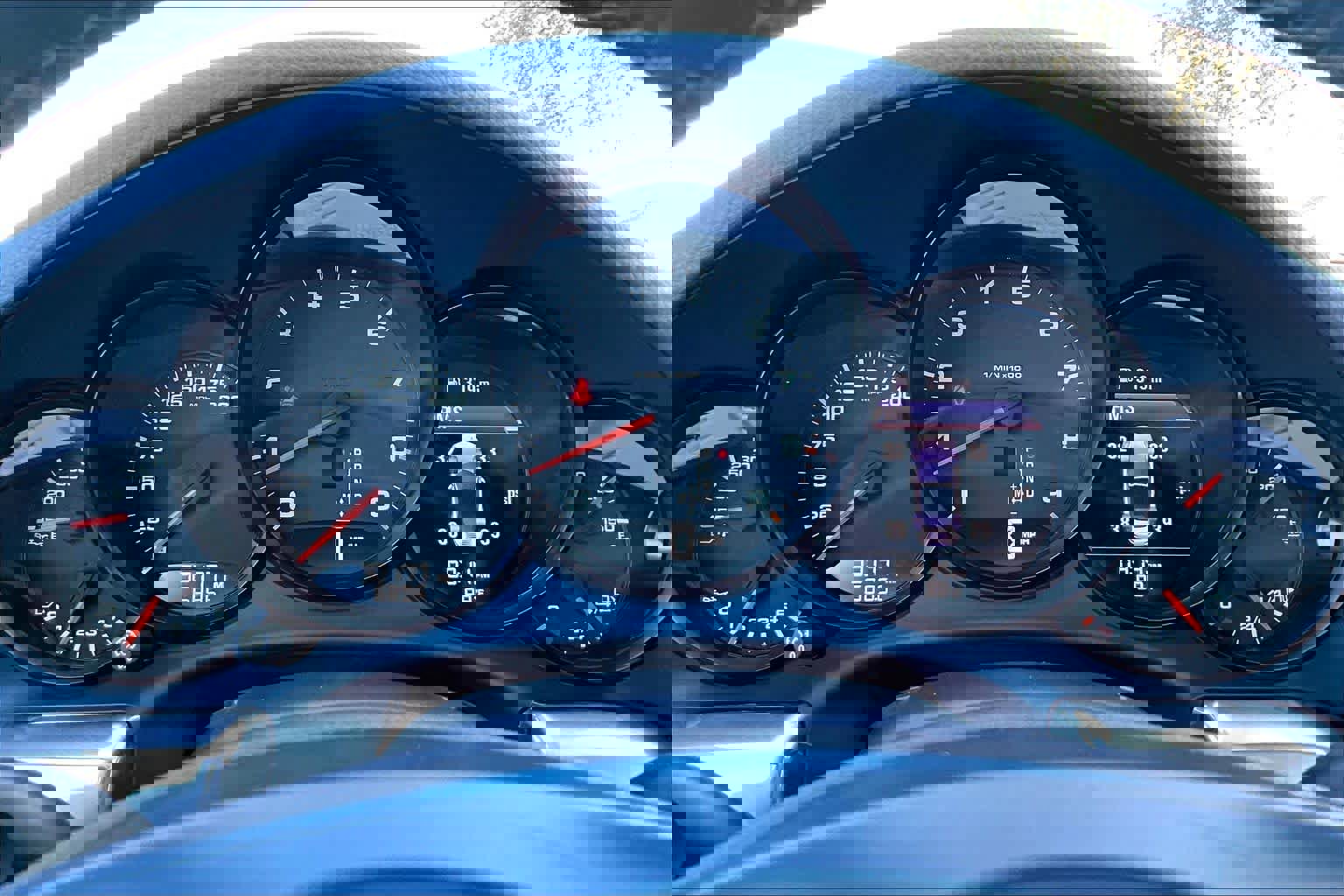 Used 2014 Porsche 911 Carrera 4 image 22