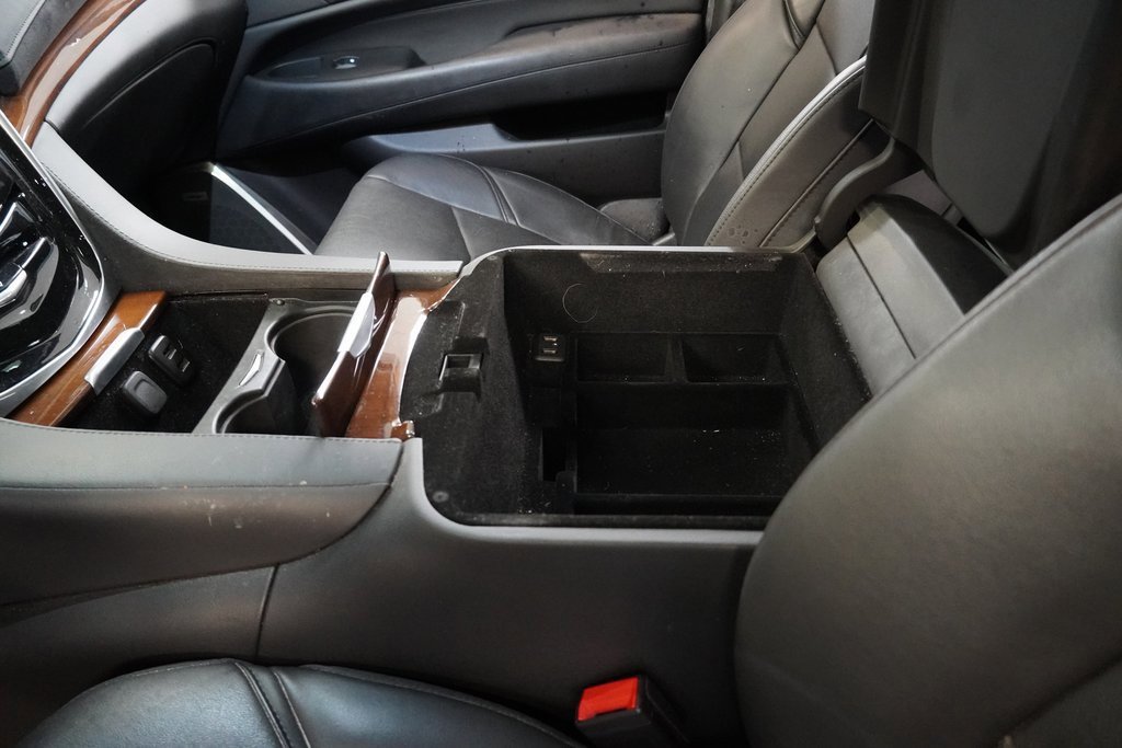 Used 2020 Cadillac Escalade ESV Luxury image 25