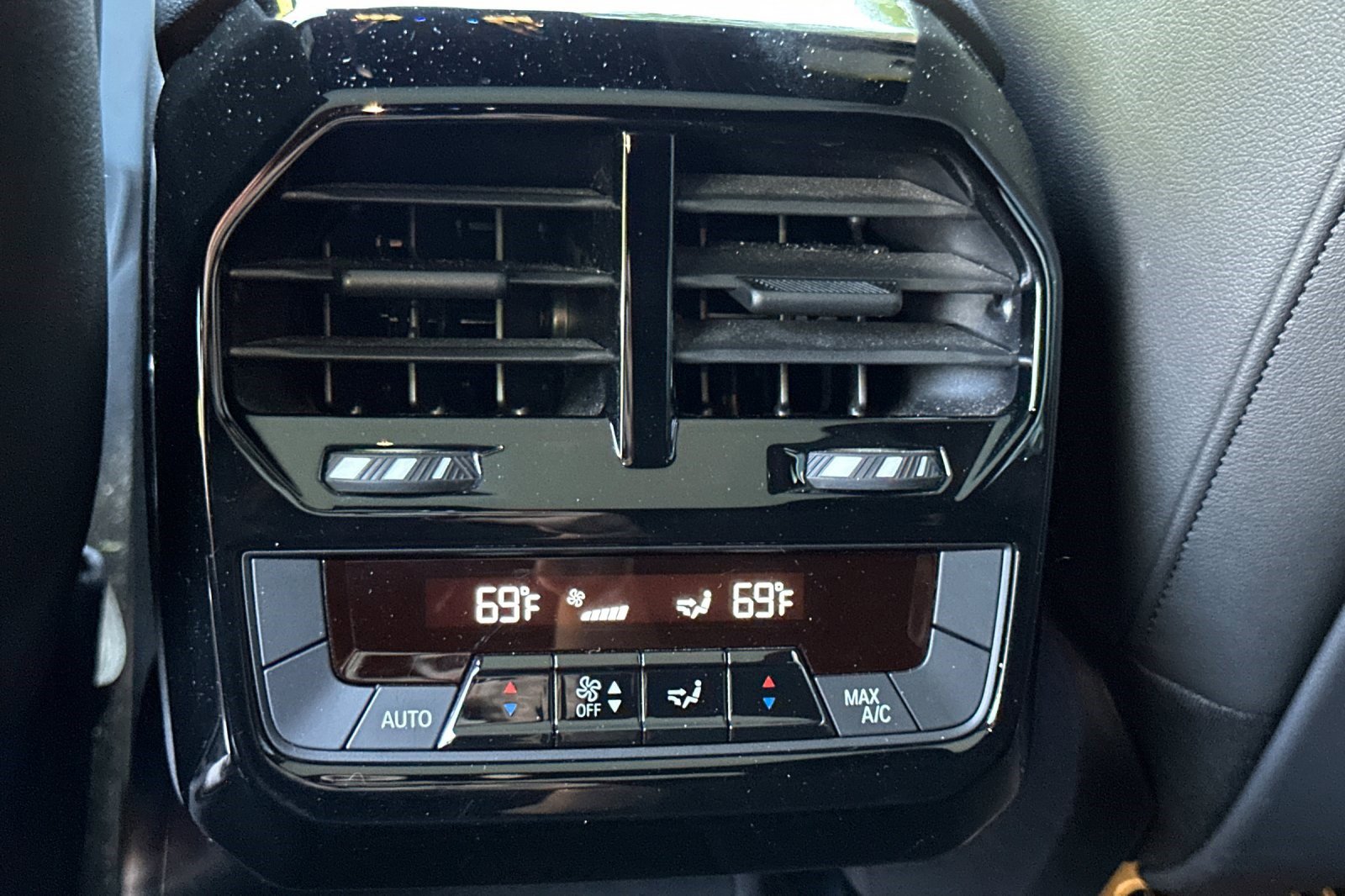 Certified 2023 BMW iX xDrive50 w/ Sport Package image 16