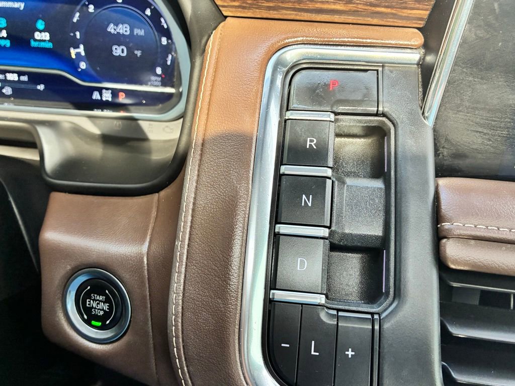 Used 2023 Chevrolet Suburban High Country image 37