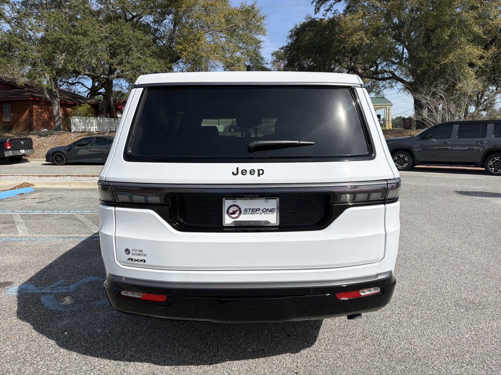 New 2026 Jeep Grand Wagoneer Limited w/ HD Trailer Tow Package AWD/4WD image 5
