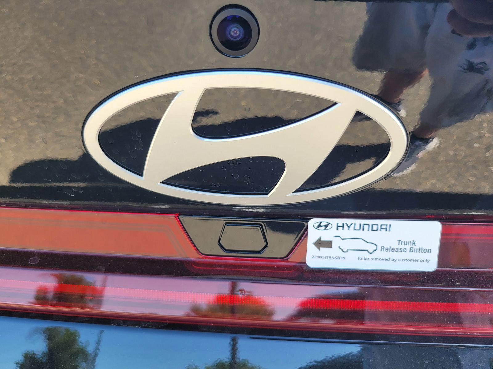 New 2025 Hyundai Elantra SEL image 12