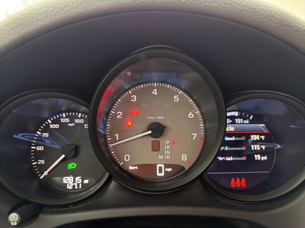 Used 2023 Porsche Macan S image 14