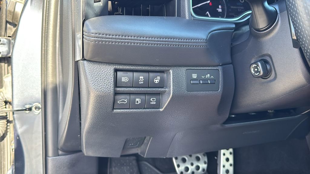 Used 2020 Toyota Avalon Touring w/ Advanced Safety Package FWD image 28