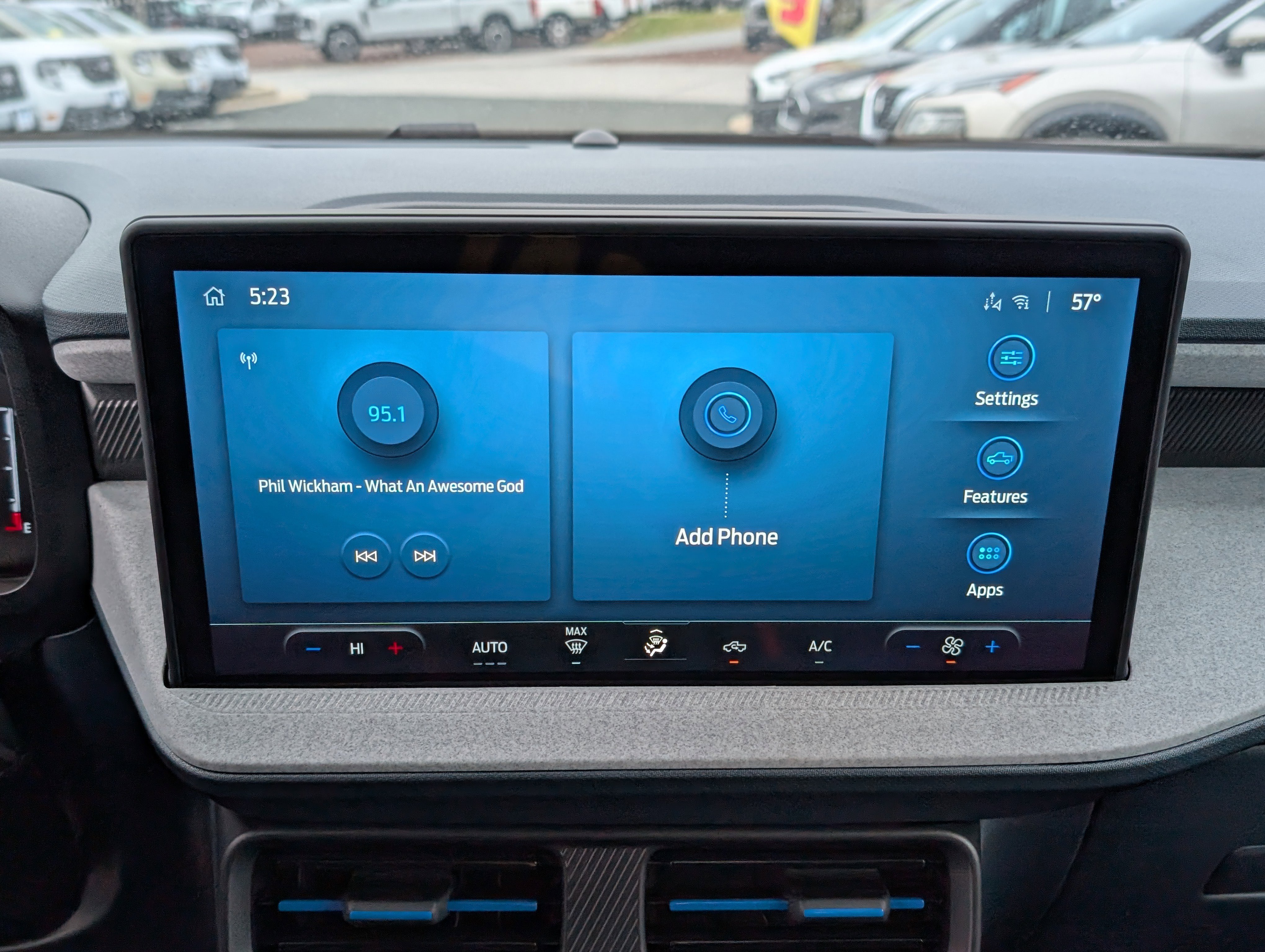 New 2025 Ford Maverick XLT w/ Equipment Group 301A image 21