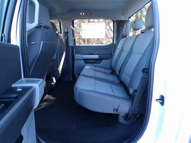 New 2026 Ford F250 XL w/ STX Appearance Package AWD/4WD image 8