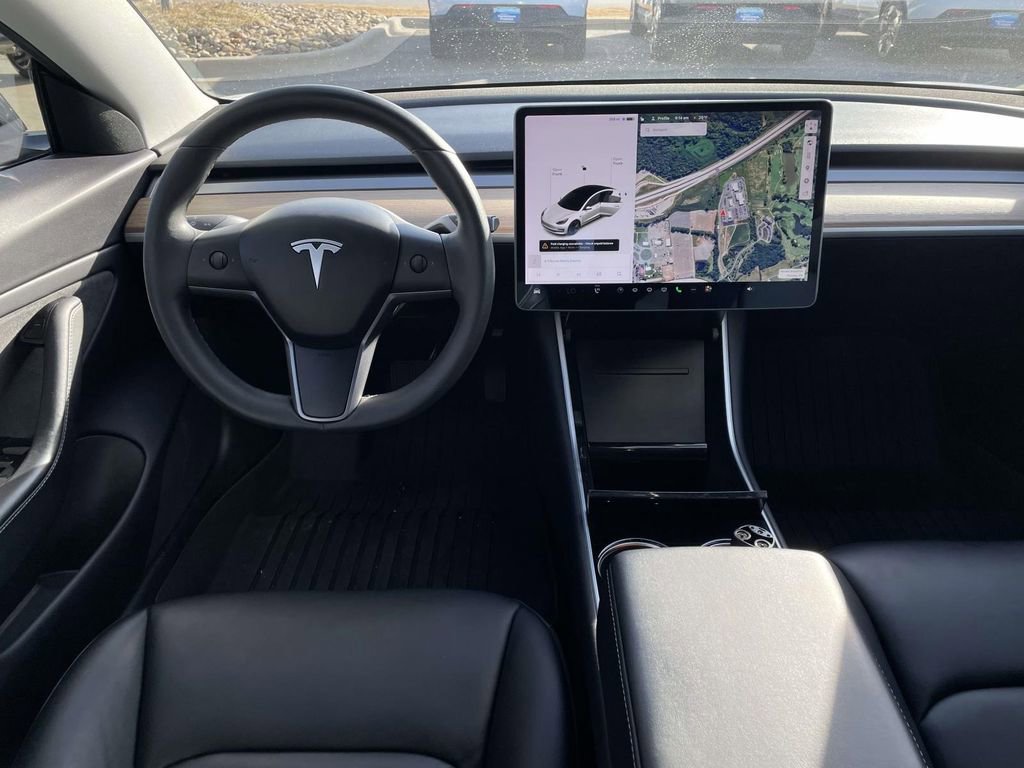 Used 2020 Tesla Model 3 Long Range image 4