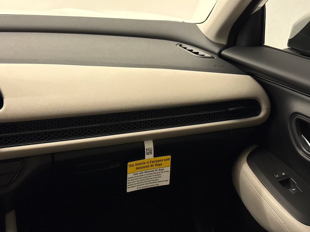 New 2026 Honda HR-V LX image 16