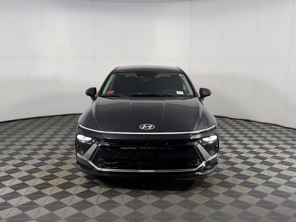 Used 2025 Hyundai Sonata SEL FWD image 3
