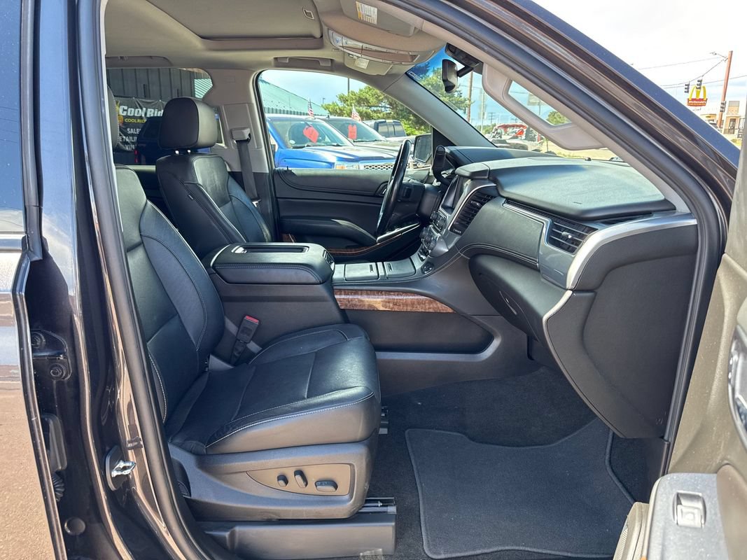 Used 2018 Chevrolet Tahoe Premier w/ RST 6.2L Performance Edition AWD/4WD image 18