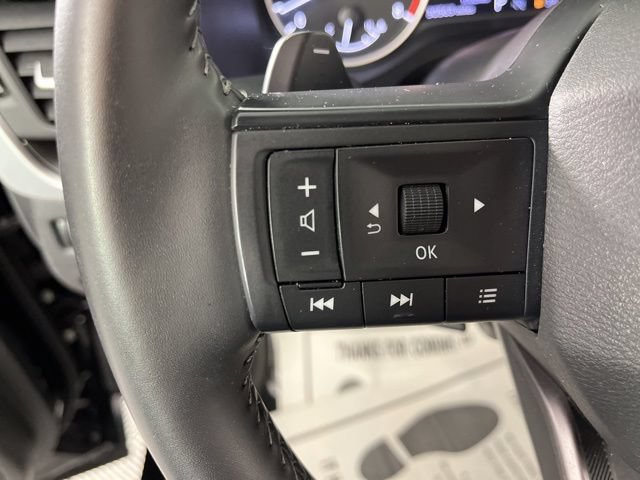 Used 2025 Nissan Rogue SV FWD image 23