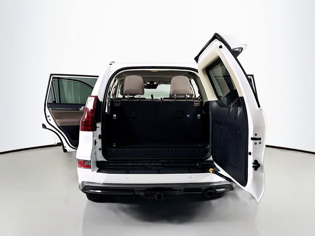 Used 2020 Lexus GX 460 Premium image 28
