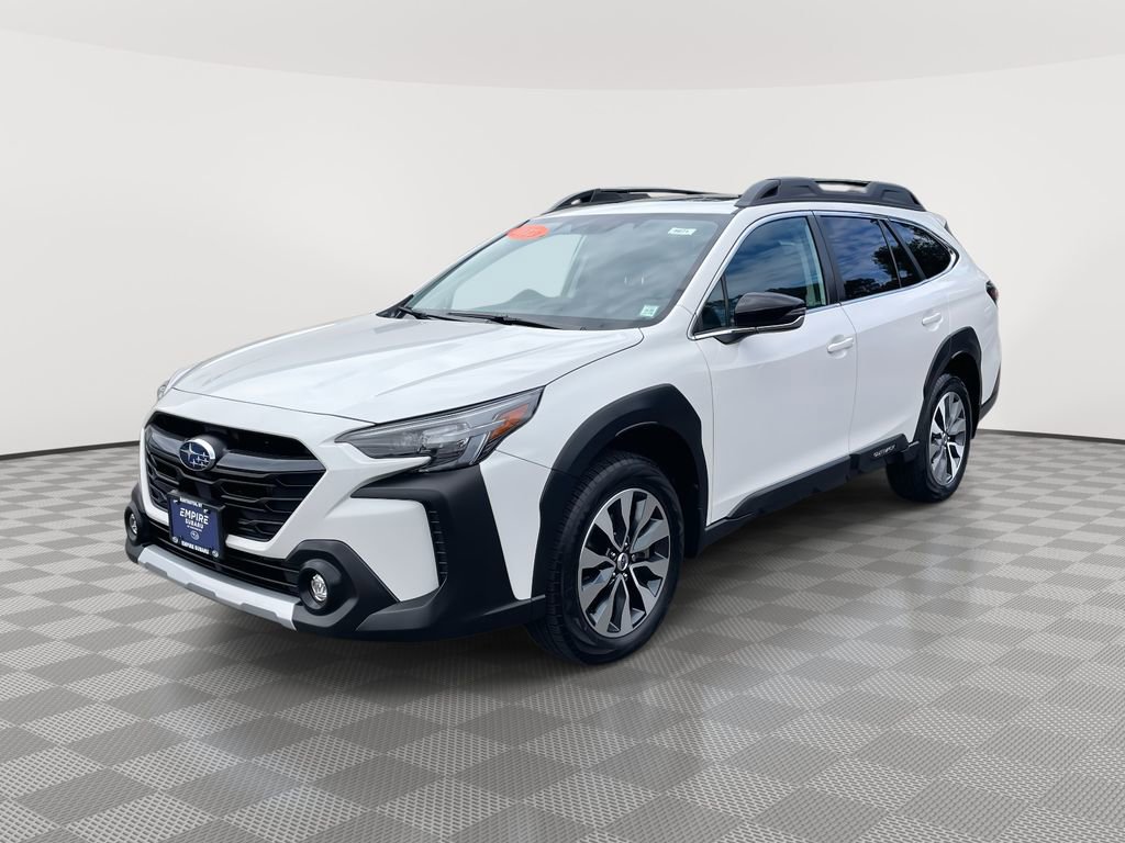 Used 2023 Subaru Outback Limited XT image 3