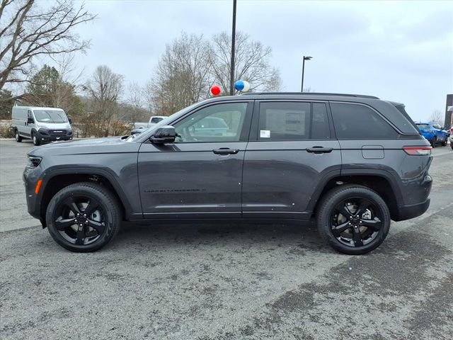 New 2026 Jeep Grand Cherokee Limited w/ Limited Altitude Package AWD/4WD image 8
