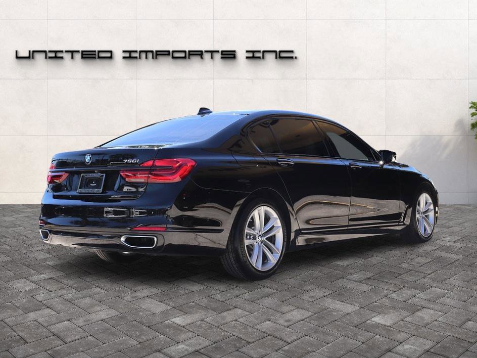 Used 2017 BMW 750i RWD image 5