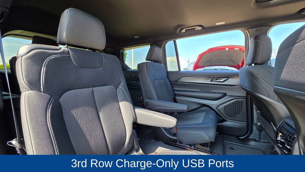 New 2025 Jeep Grand Cherokee L Laredo w/ Luxury Tech Group I image 15