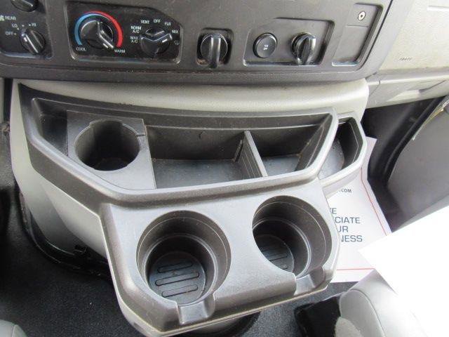 Used 2014 Ford E-350 and Econoline 350 XL w/ Power Windows & Locks Group RWD image 15