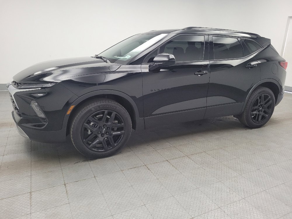 Used 2024 Chevrolet Blazer LT w/ Convenience Package FWD image 2