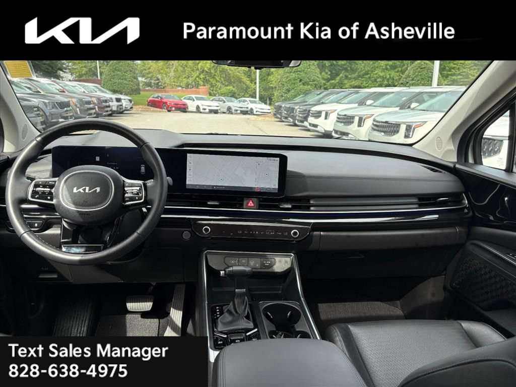 Certified 2025 Kia Carnival SX Prestige FWD image 7