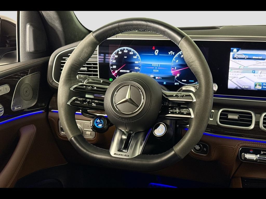 Used 2024 Mercedes-Benz GLS 63 AMG 4MATIC image 21