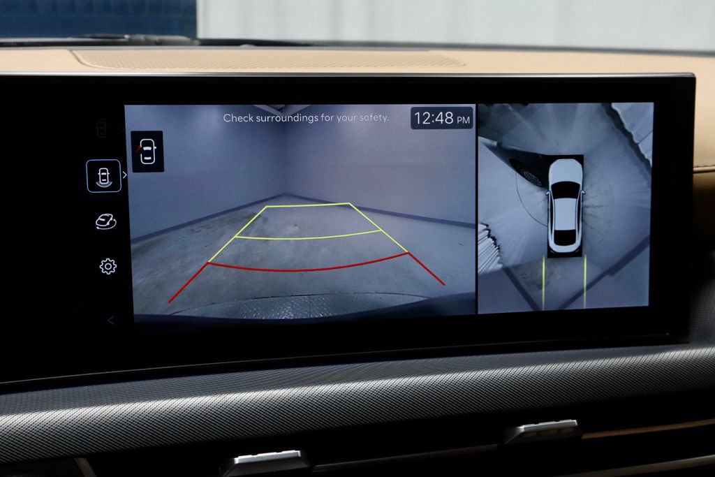 Used 2025 Hyundai Sonata Limited FWD image 2