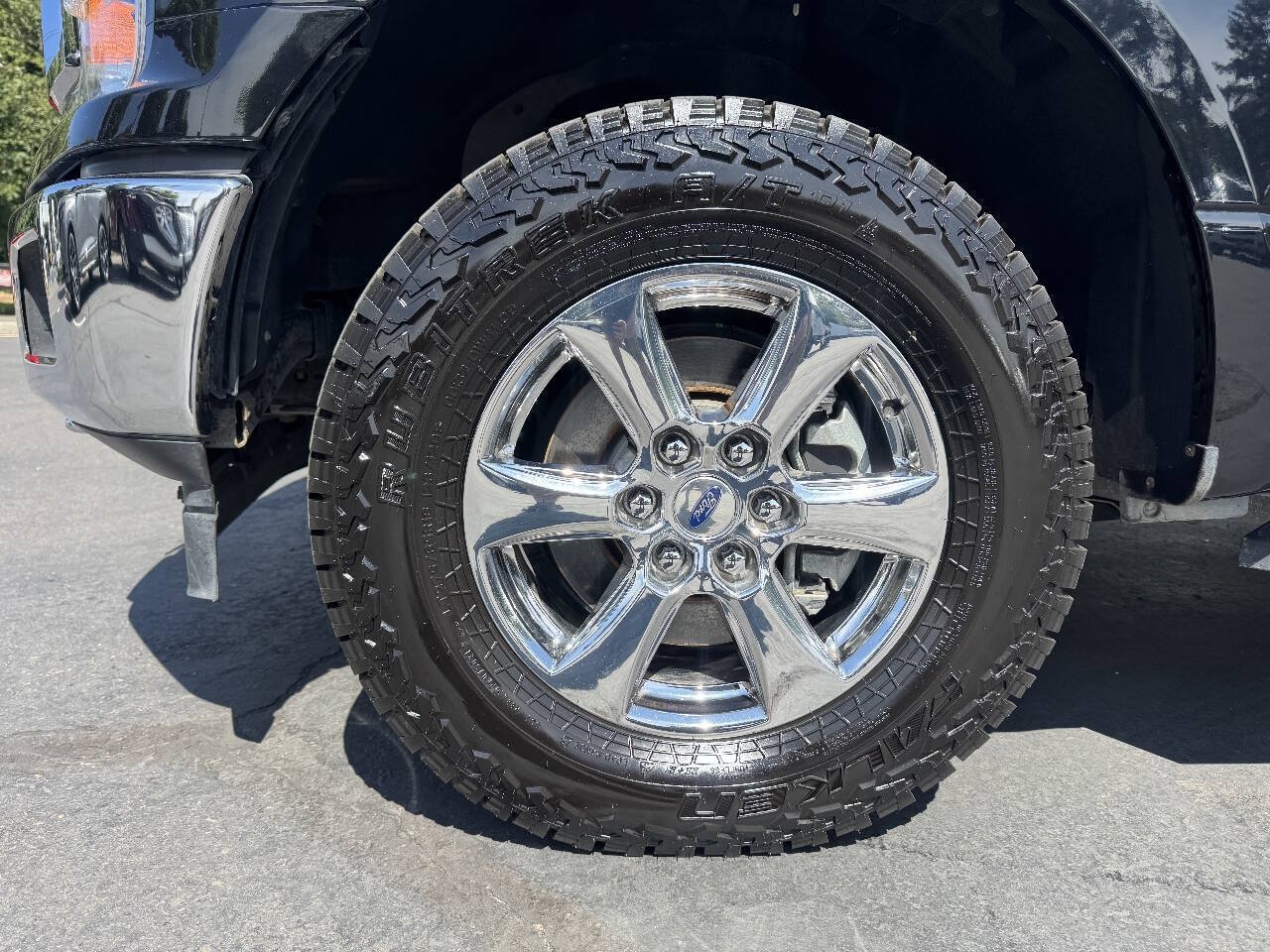 Used 2018 Ford F150 XLT w/ Equipment Group 301A Mid AWD/4WD image 19