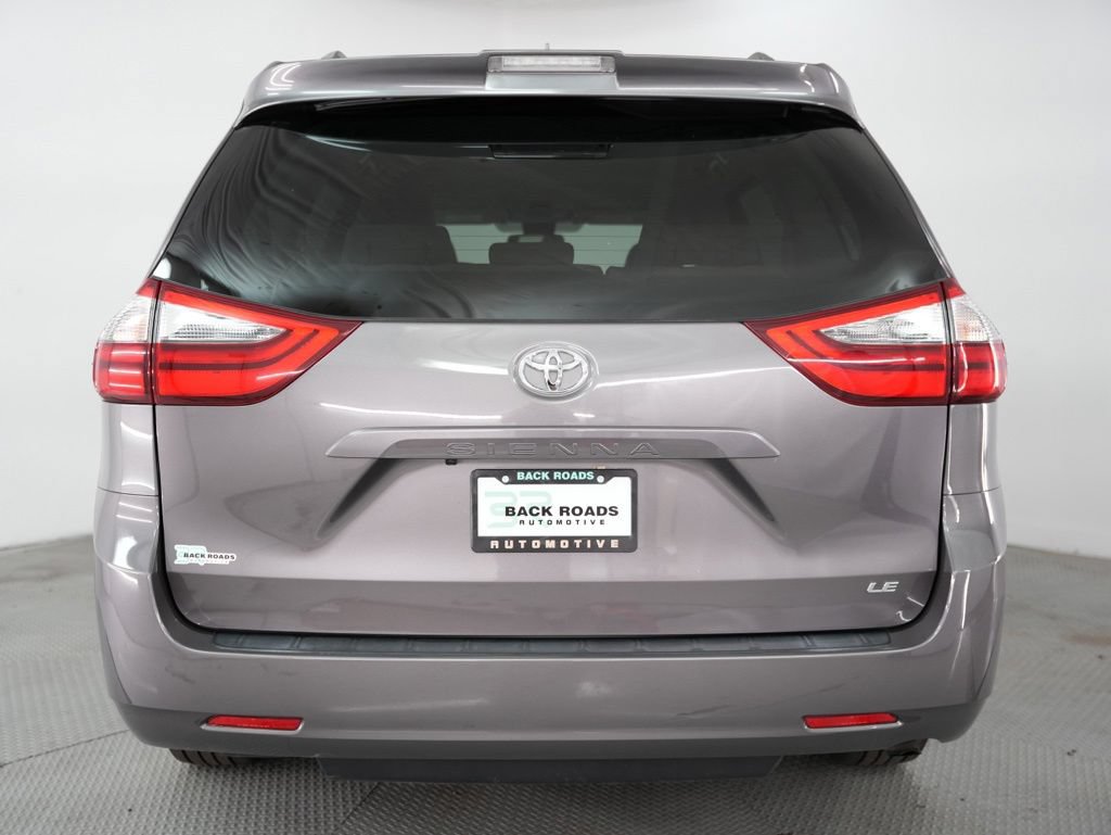 Used 2020 Toyota Sienna LE FWD image 8