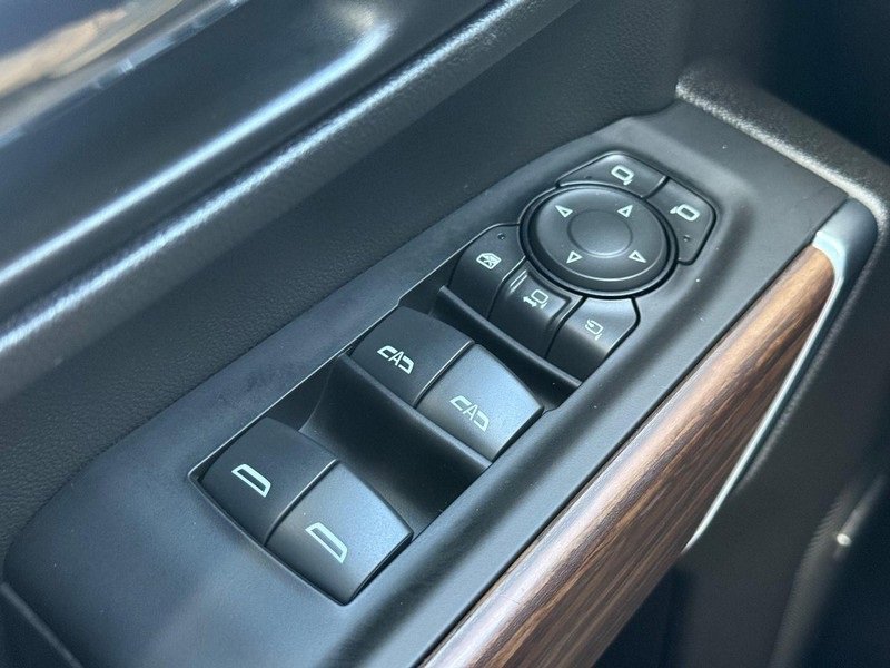 Used 2022 Chevrolet Silverado 2500 High Country image 20