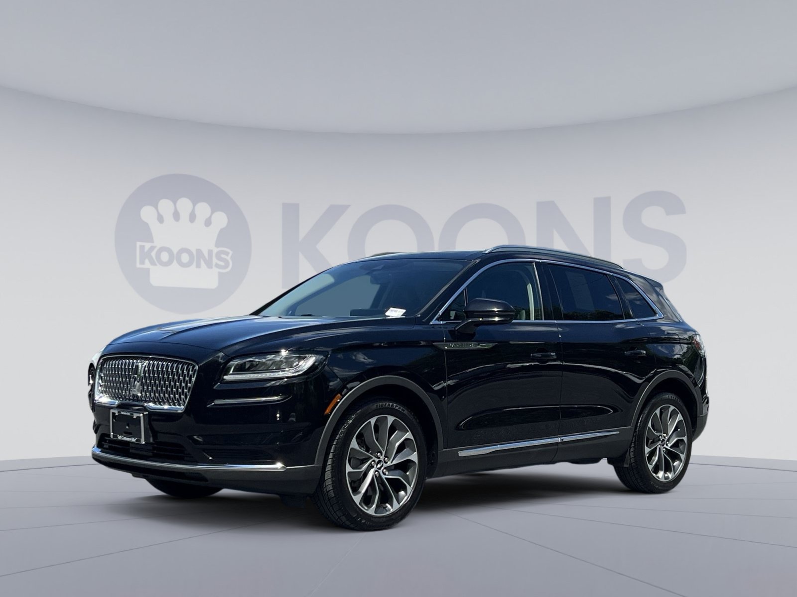 Used 2021 Lincoln Nautilus Reserve w/ Cargo Utility Package AWD/4WD image 5