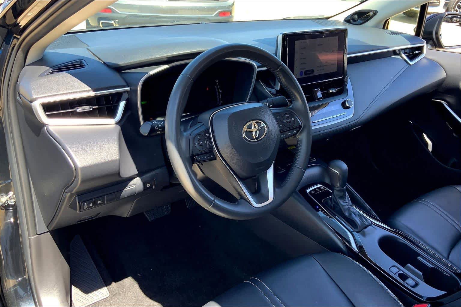 Used 2024 Toyota Corolla XLE FWD image 18
