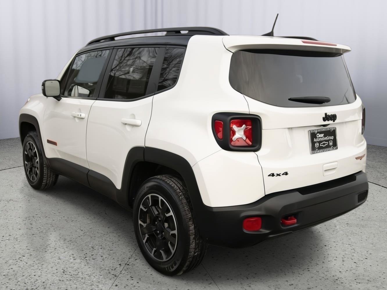 Used 2023 Jeep Renegade Trailhawk image 23