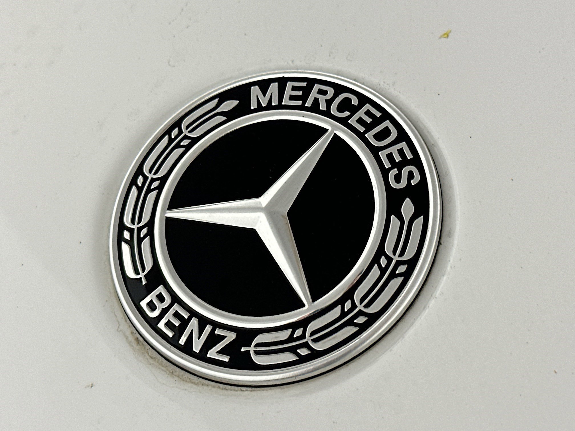 Used 2025 Mercedes-Benz GLC 300 4MATIC image 32
