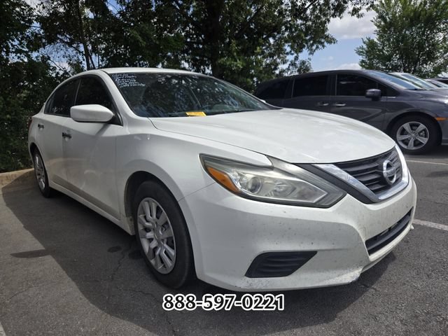 Used 2016 Nissan Altima 2.5 S w/ Power Driver Seat Package FWD image 11