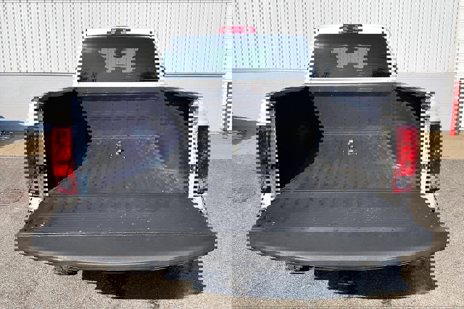 Used 2018 RAM 3500 Tradesman w/ Chrome Appearance Group image 40