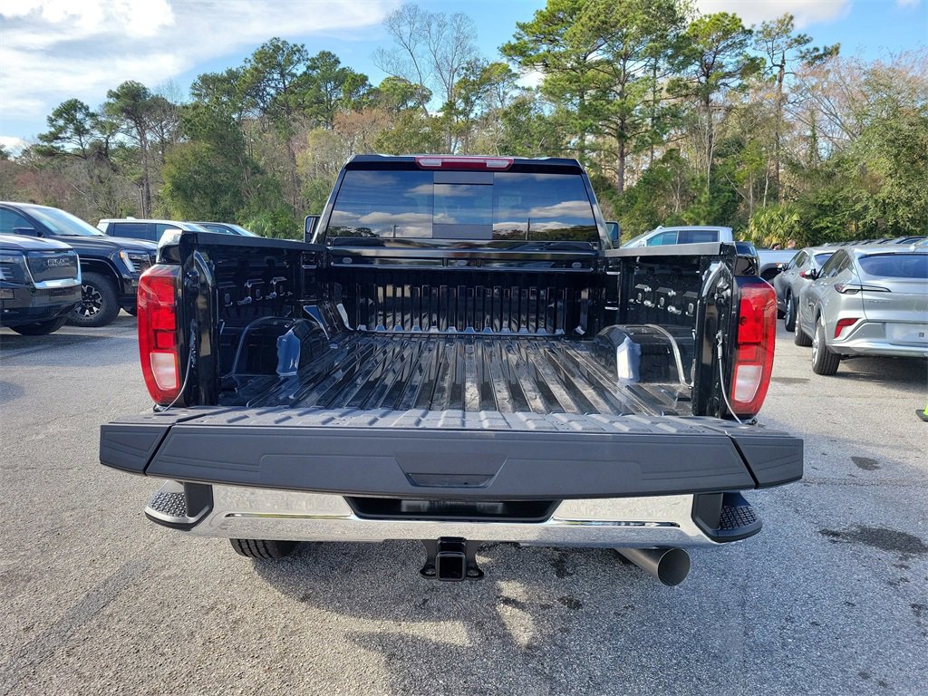 New 2026 GMC Sierra 2500 SLE w/ Preferred Package image 11
