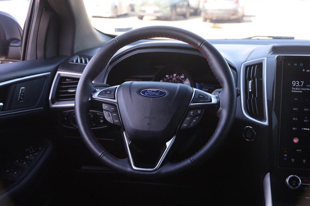 Used 2024 Ford Edge ST-Line AWD/4WD image 24