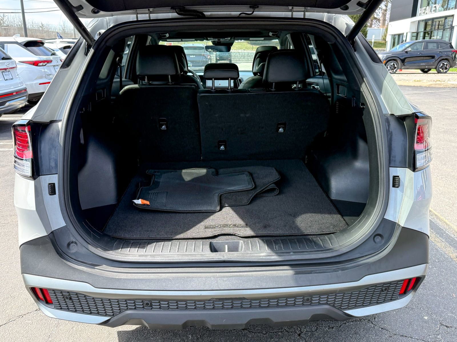 Certified 2023 Kia Sportage X-Line w/ X-Line Premium Package image 43