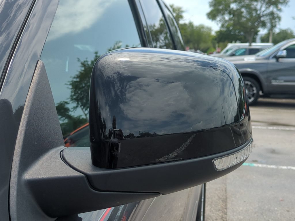 Used 2023 Dodge Durango GT AWD/4WD image 13