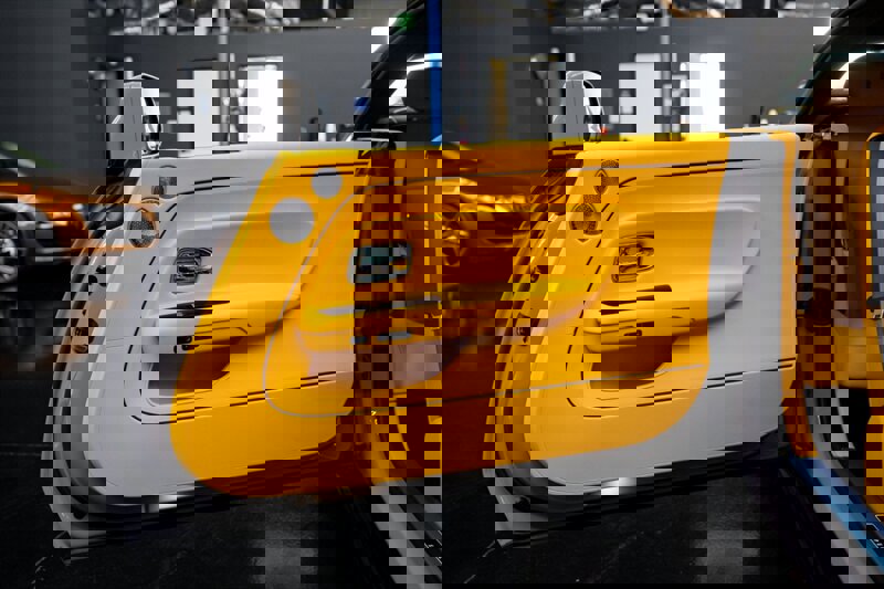 Used 2025 Rolls-Royce Spectre Black Badge w/ Spectre Enhancement Package image 30