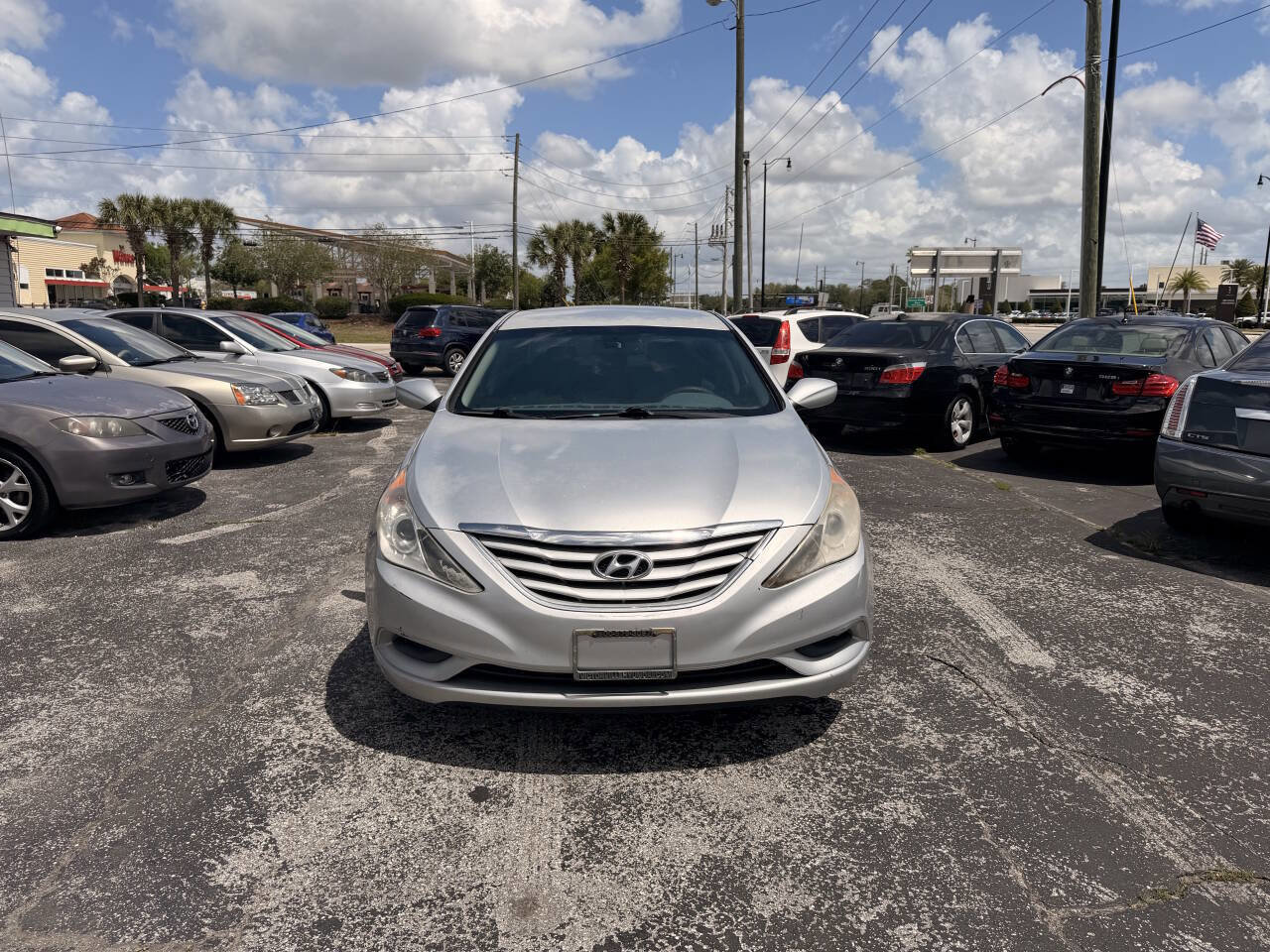 Used 2013 Hyundai Sonata GLS image 1