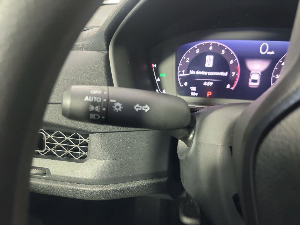 Used 2025 Honda Accord SE image 28