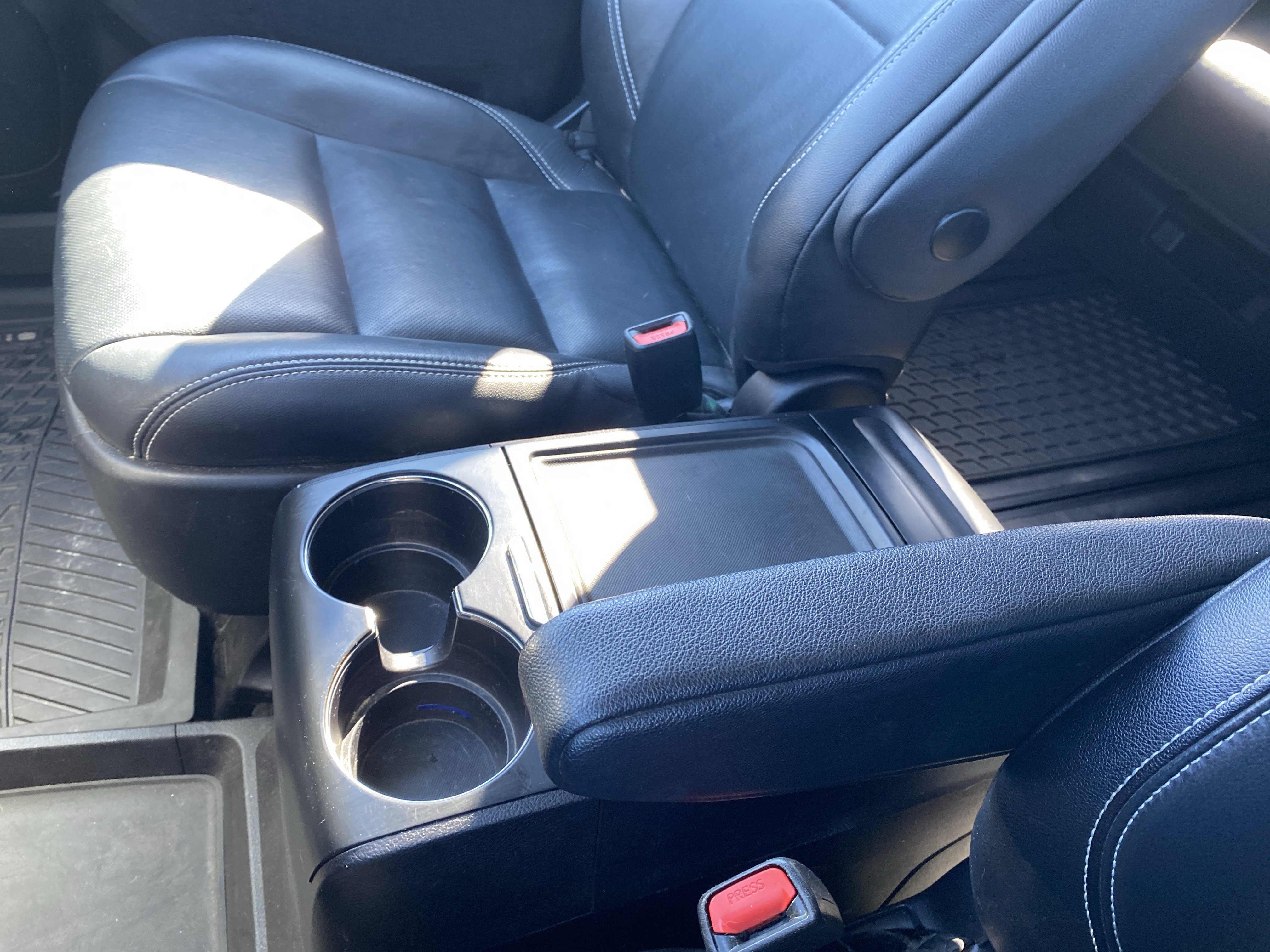 Used 2018 Toyota Sienna SE FWD image 20