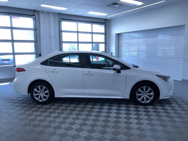 Certified 2025 Toyota Corolla LE image 34