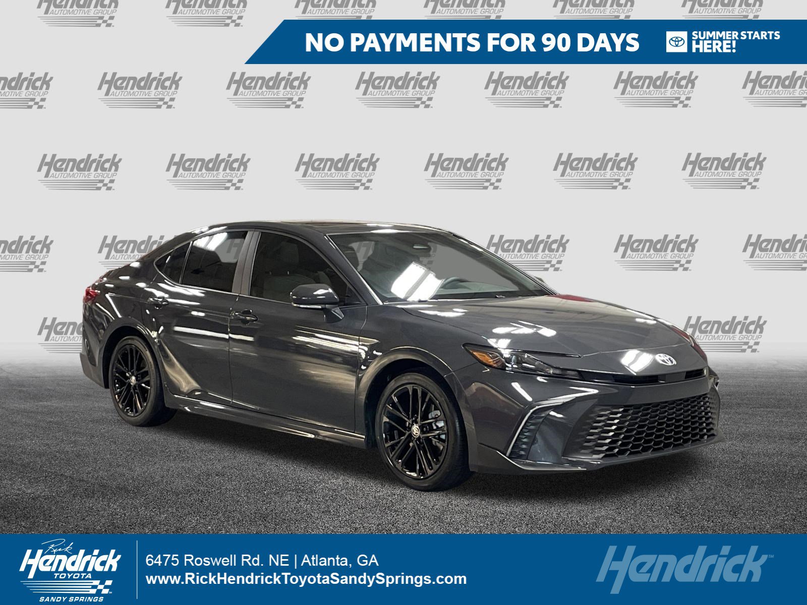 Certified 2025 Toyota Camry SE FWD image 1