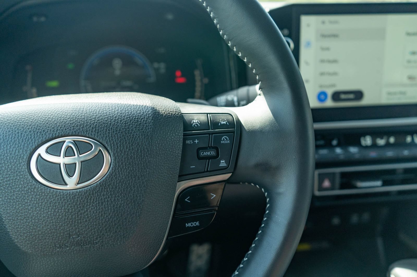 Certified 2025 Toyota Camry SE w/ Multimedia Upgrade Package FWD image 26